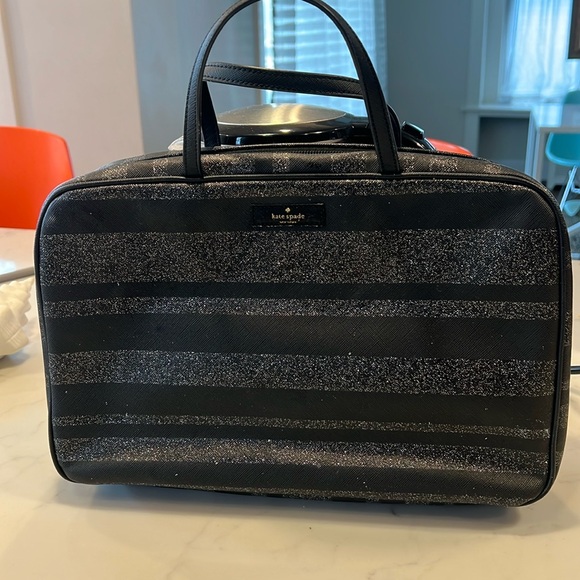 kate spade Handbags - Kate Spade Giana Haven Lane Travel Case Bag